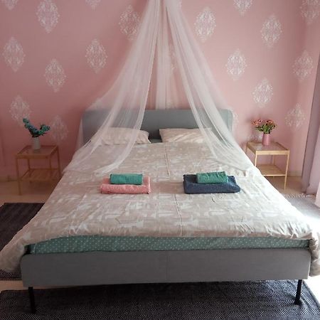 Karditsa Home Sweet Home 68 Τ.Μ Bagian luar foto