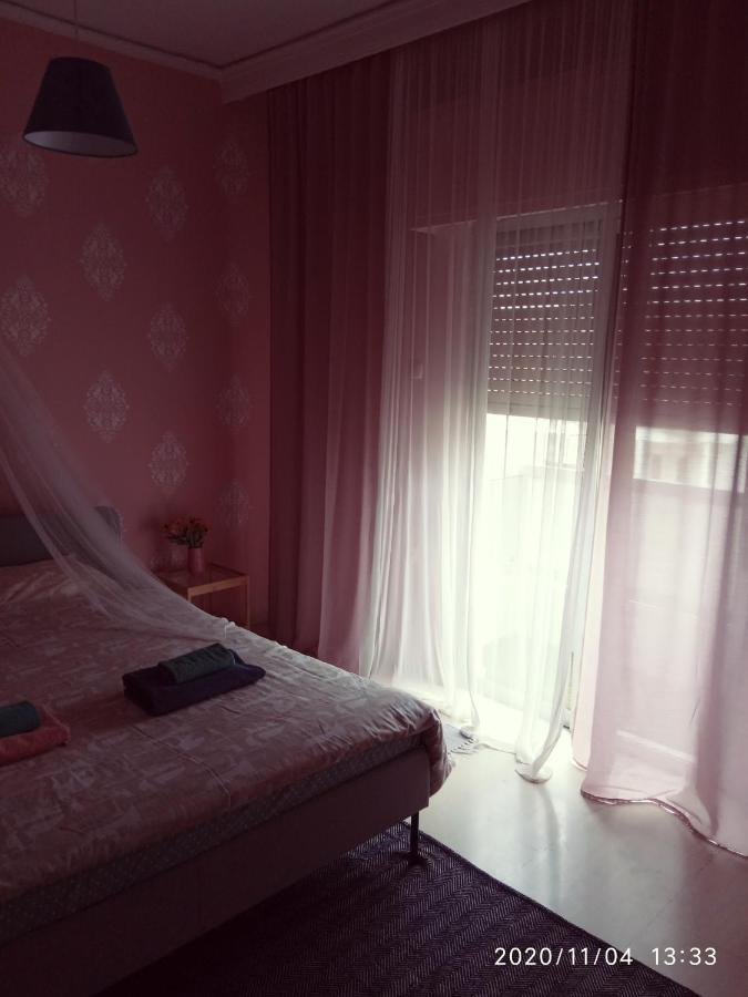 Karditsa Home Sweet Home 68 Τ.Μ Bagian luar foto