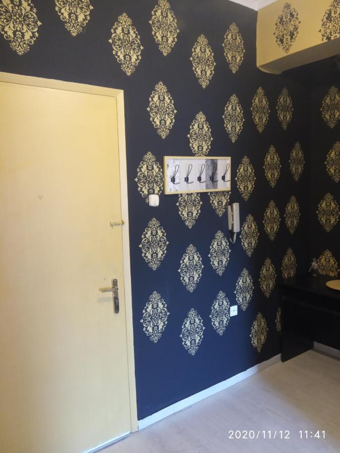 Karditsa Home Sweet Home 68 Τ.Μ Bagian luar foto