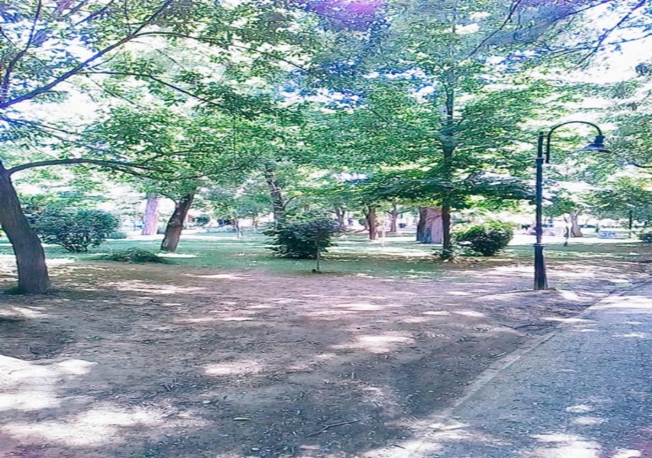 Karditsa Home Sweet Home 68 Τ.Μ Bagian luar foto